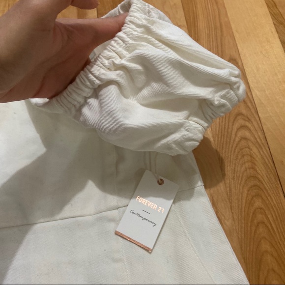 Forever 21 white jeans dress with pockets. NEW!! - Picture 3 of 7